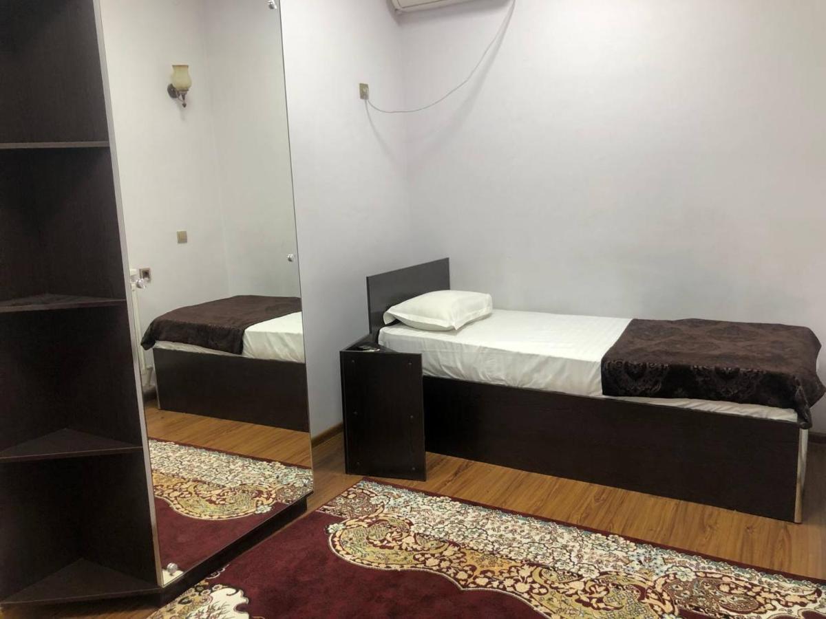 Admiral Hotel Термиз Екстериор снимка